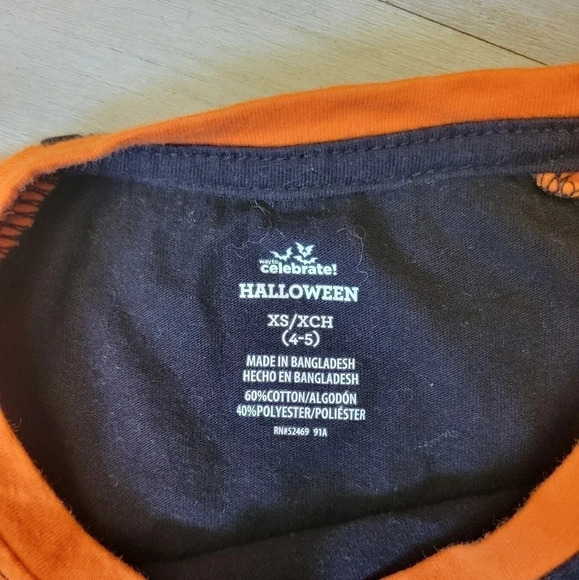 🛍Let's Celebrate Halloween Long Sleeved Tee Girls Size XS (4-5) - Picture 3 of 3